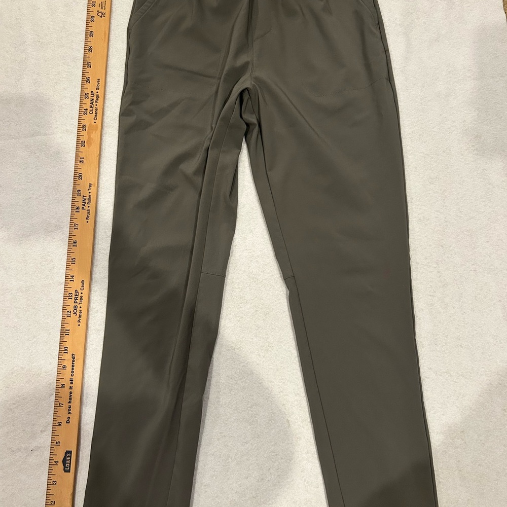 Columbia Men's Olive/Taupe Performance Chinos 2026